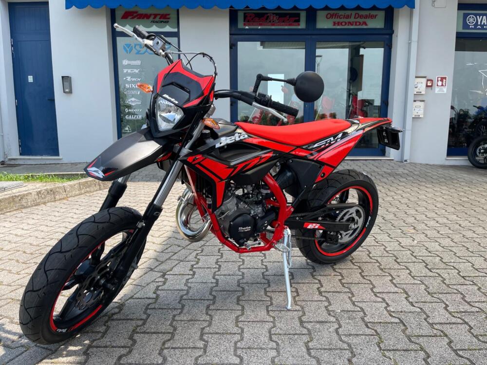 Betamotor RR 50 Motard Sport LS (2024 - 25) (2)