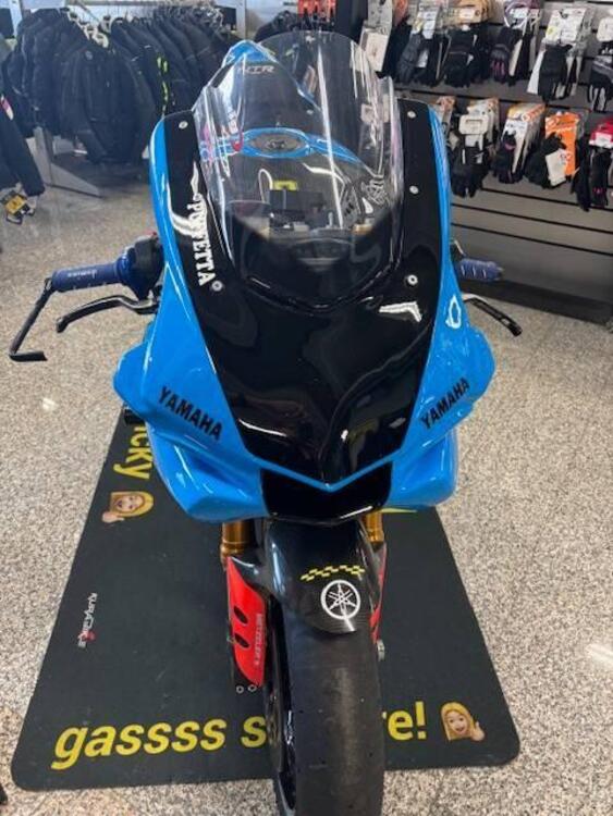 Yamaha YZF R1 (2015 - 16) (3)