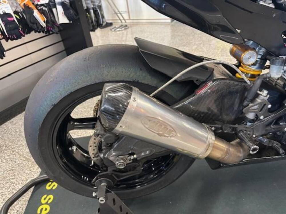 Yamaha YZF R1 (2015 - 16) (4)