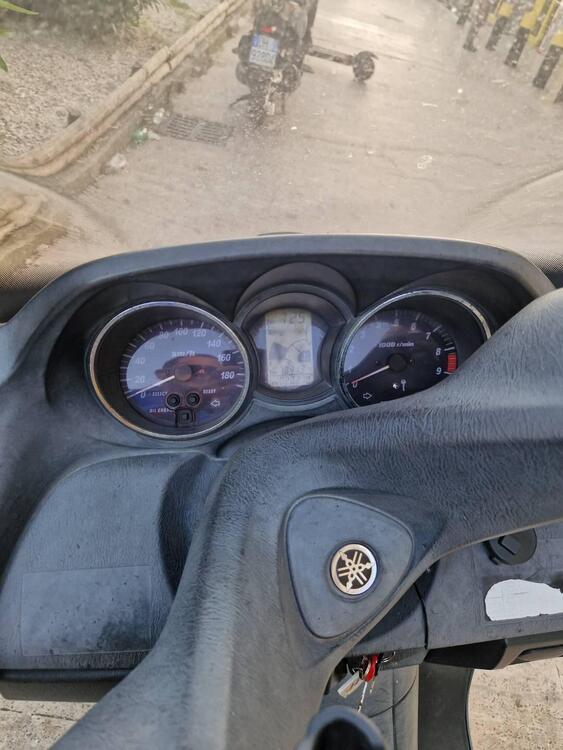 Yamaha Majesty 400 (2004 - 08) (5)