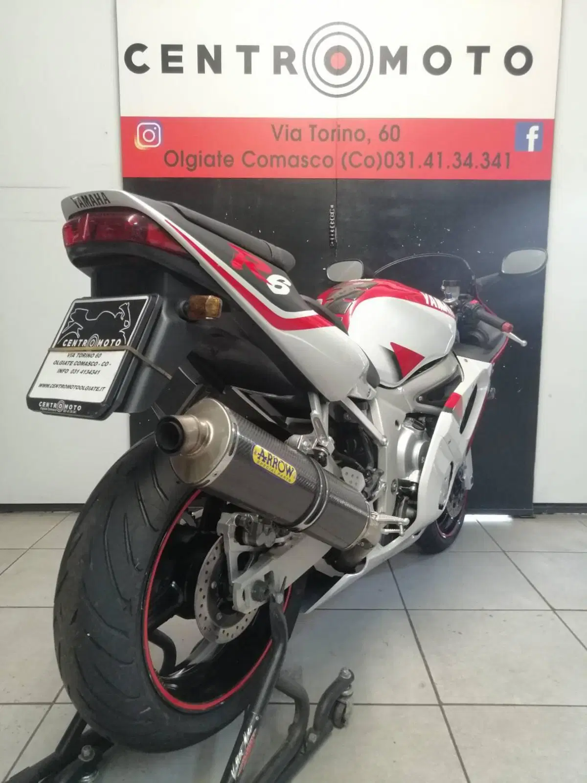 Yamaha YZF R6 (1999 - 00) (5)