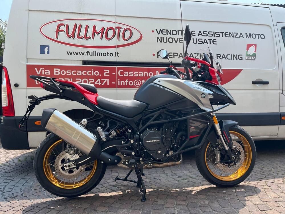 QJ Motor SRT 900 SX (2025) (2)