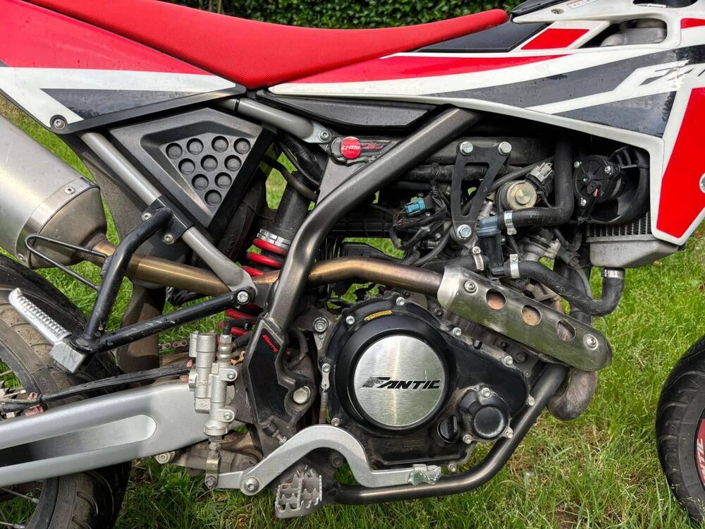 Fantic Motor XMF 125 Motard Performance 4t (2021 - 22) (5)