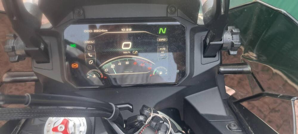 CFMOTO 700MT (2024 - 25) (3)