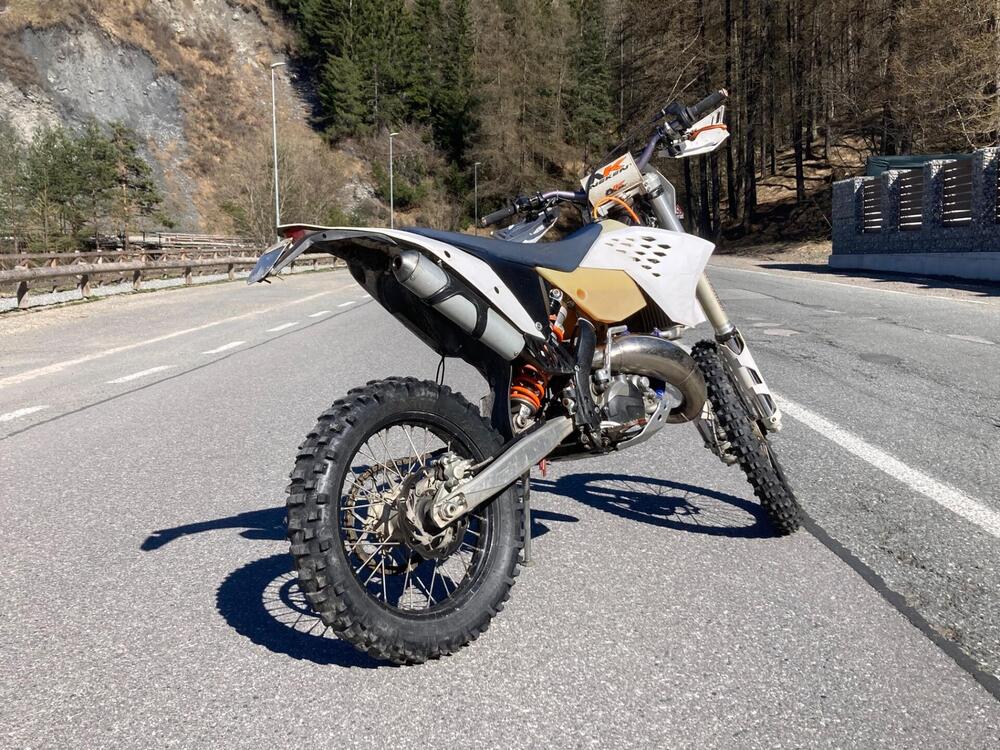 KTM 125 EXC (2011) (3)