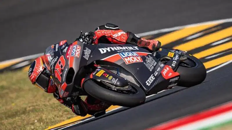 MotoGP 2025. GP d'Italia al Mugello. Moto2: vittoria di Manu Gonzalez! Terzo Aron Canet, dopo una grande battaglia con Diogo Moreira