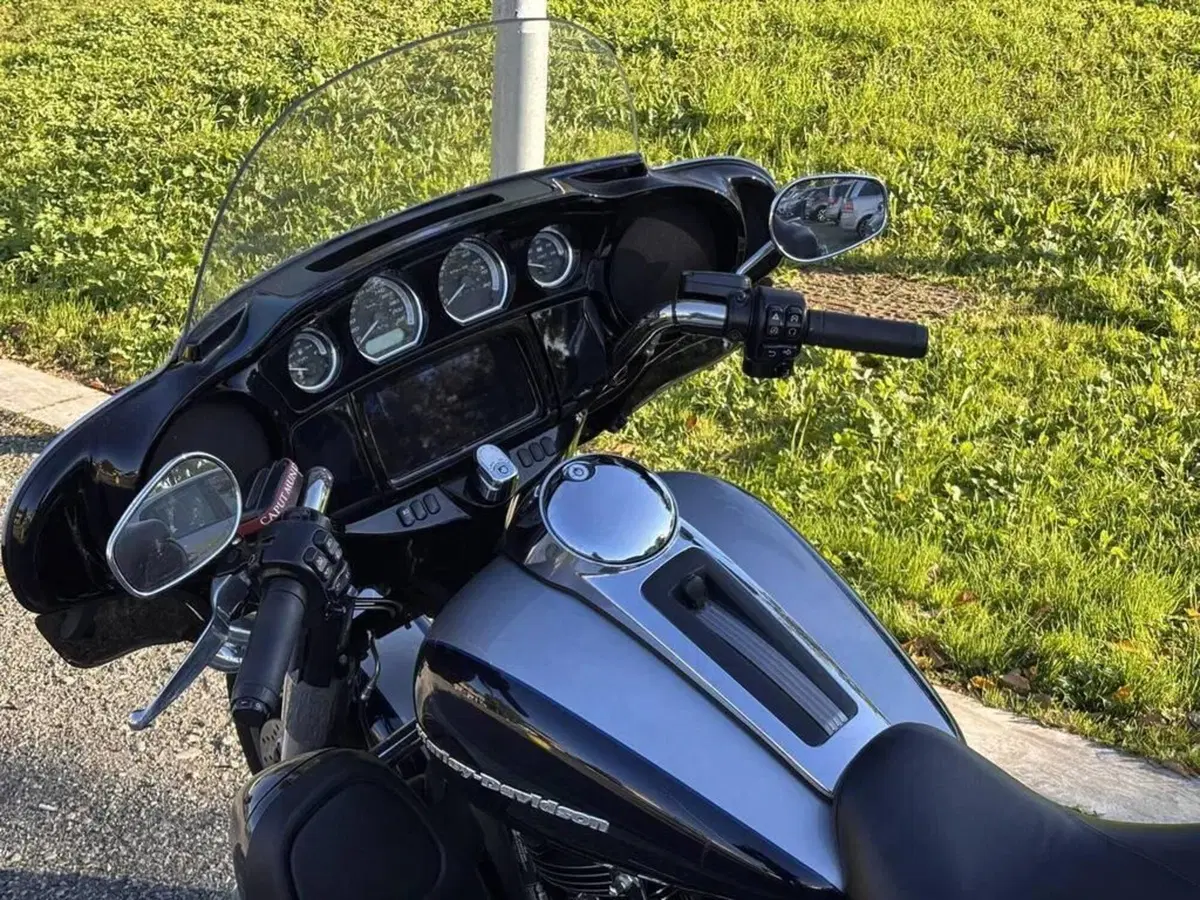 Harley-Davidson 114 Electra Glide Ultra Limited (2020) - FLHTK (5)