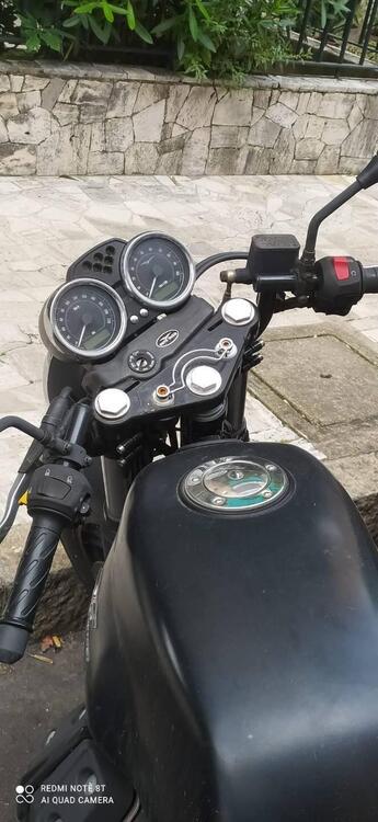 Moto Guzzi V7 Stone (2012 - 15)