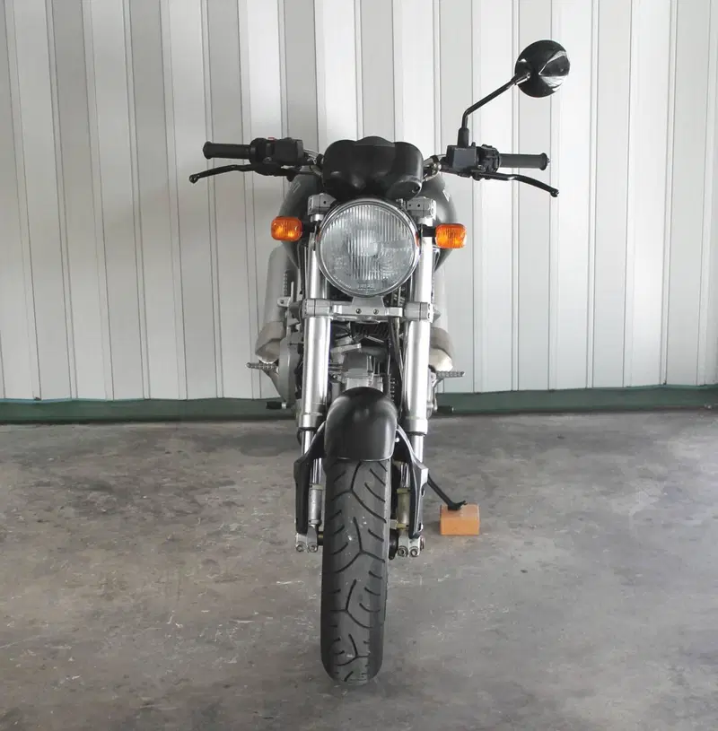 Ducati Monster 600 Dark (1998 - 01)