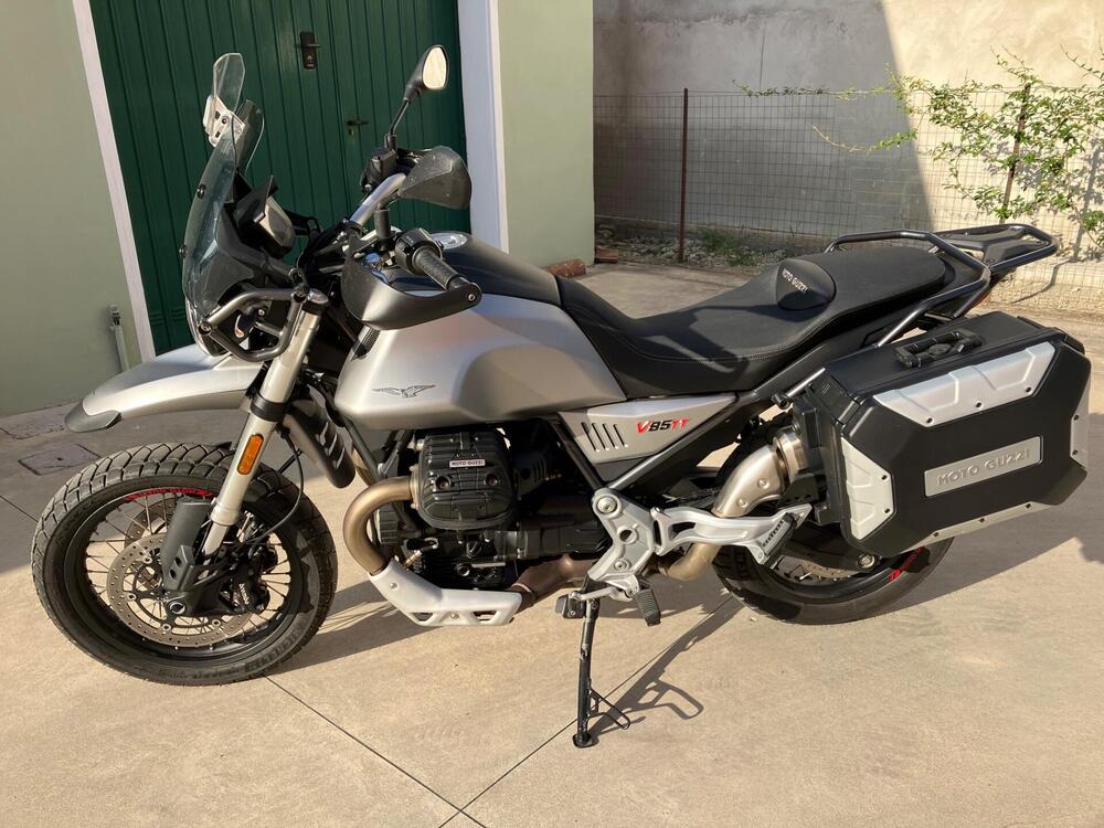 Moto Guzzi V85 TT (2019 - 20) (5)