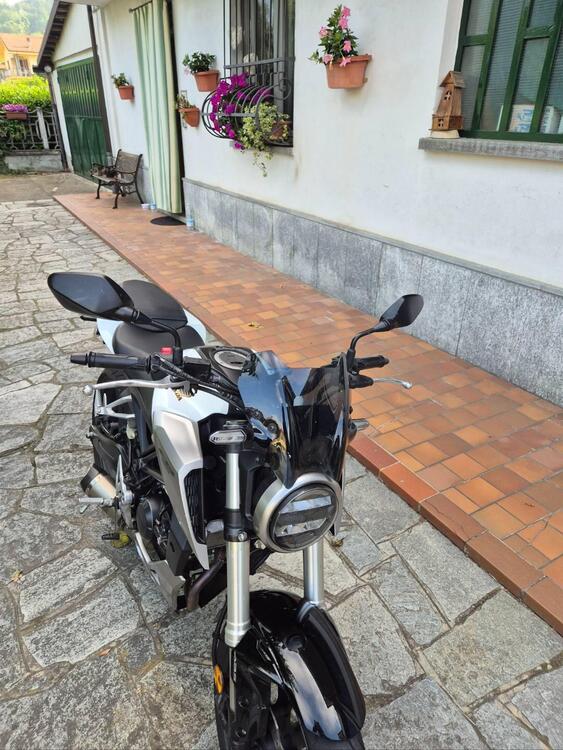 Honda CB 125 R (2018 - 20) (3)
