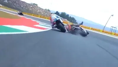MotoGP 2025. GP d'Italia al Mugello. Contatto Franco Morbidelli-Vinales, prima la rabbia, poi le scuse: "Maverick delizioso" [VIDEO]