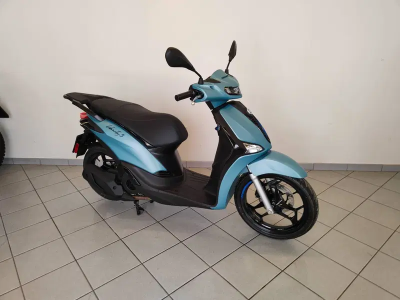 Piaggio Liberty 150 S (2025 - 26) (10)