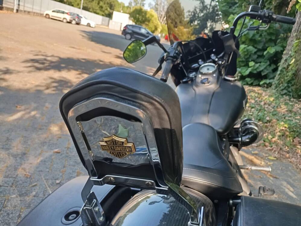 Harley-Davidson 1584 Street Bob (2008 - 15) - FXDB (2)