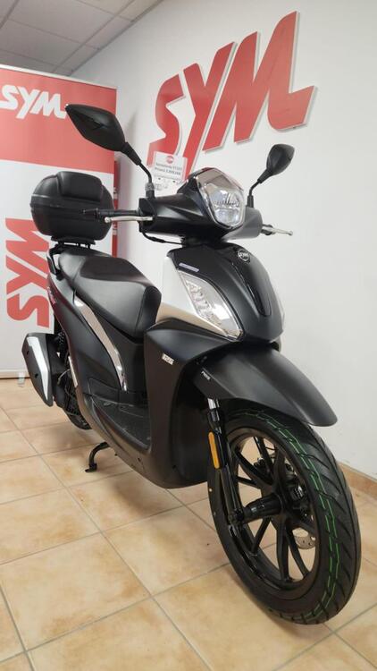 Sym Symphony 125 ST (2025) (3)