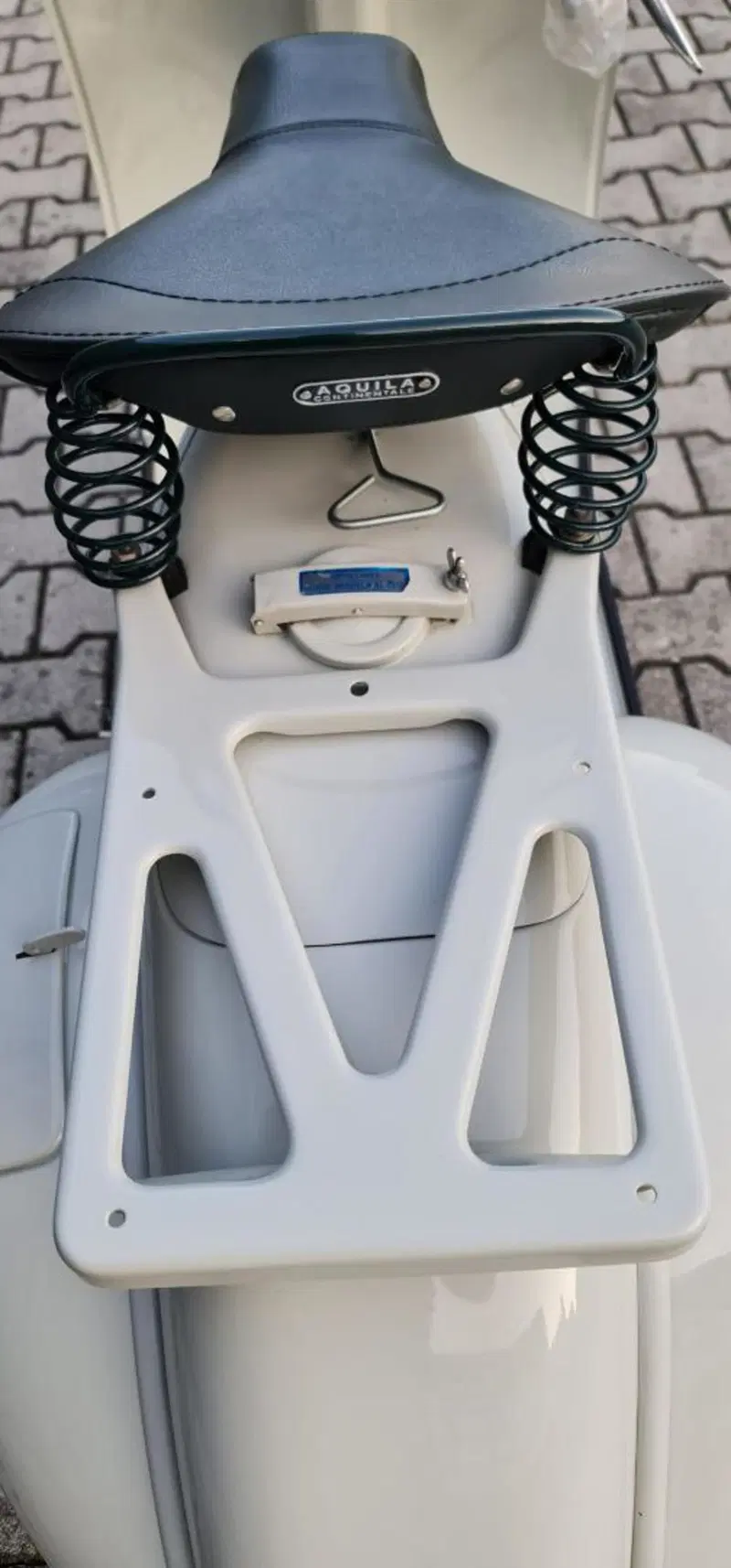 Piaggio vespa 125 faro basso 56 (11)