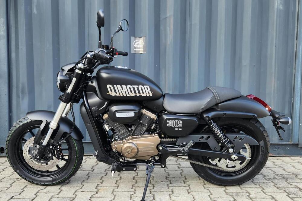 QJ Motor SRV 300 (2023 - 25) (2)