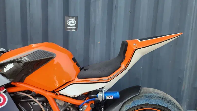 KTM 1190 RC8 R (2009 - 16) (9)