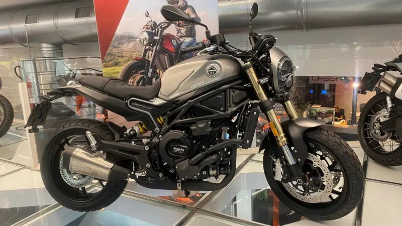 Benelli Leoncino 800 (2022 - 26) (4)