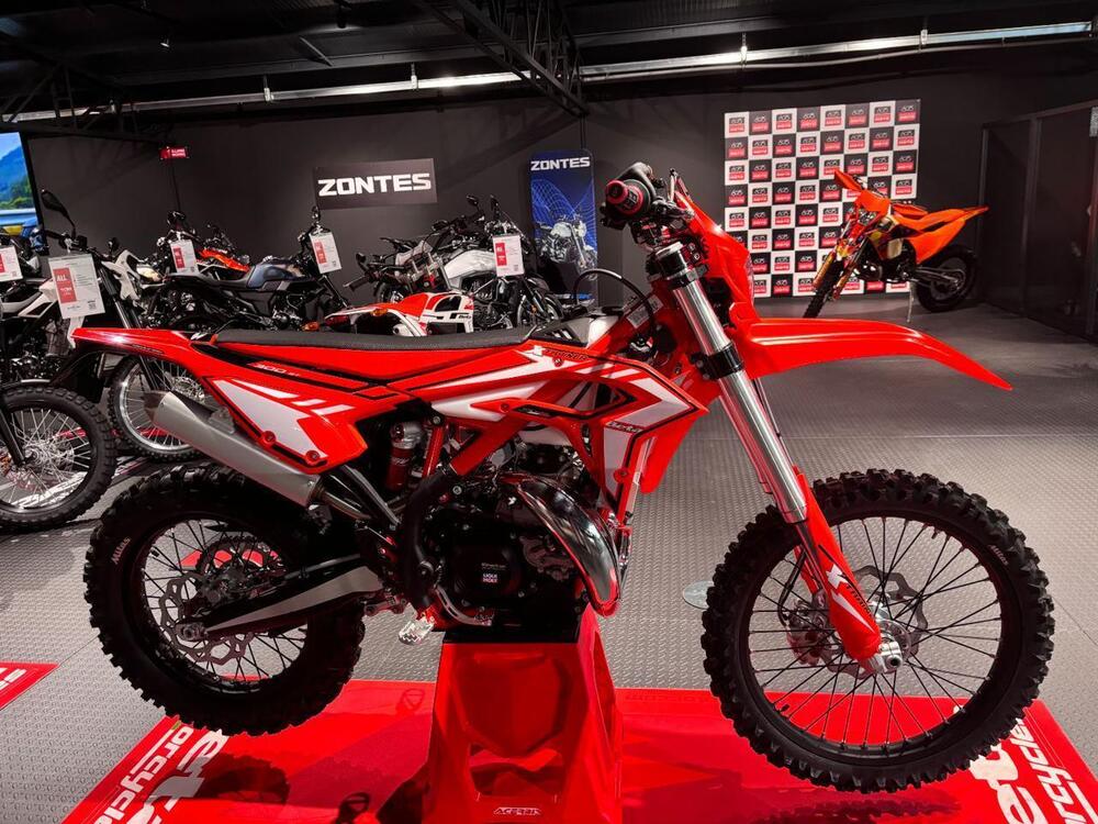 Betamotor Xtrainer 300 2T (2025) (4)