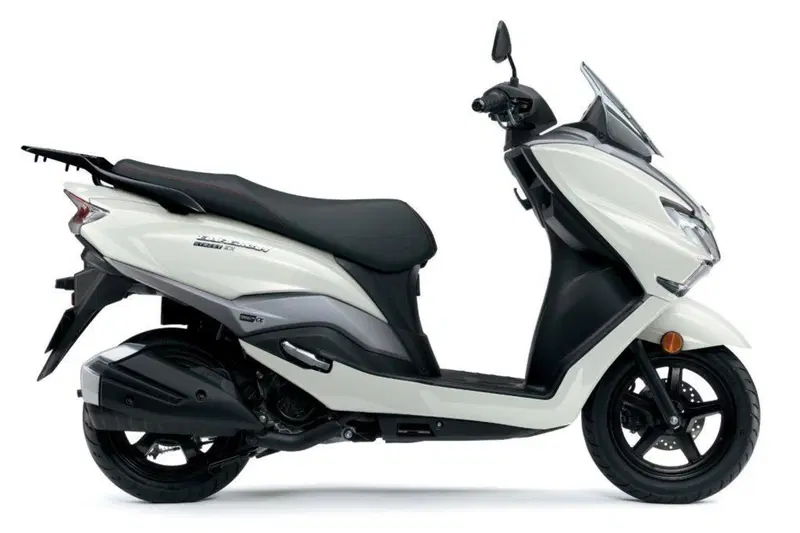 Suzuki Burgman Street 125 Executive (2023 - 26) (2)