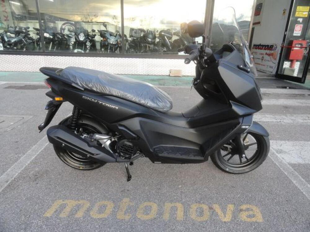 Kymco Skytown 125i (2024 - 25)