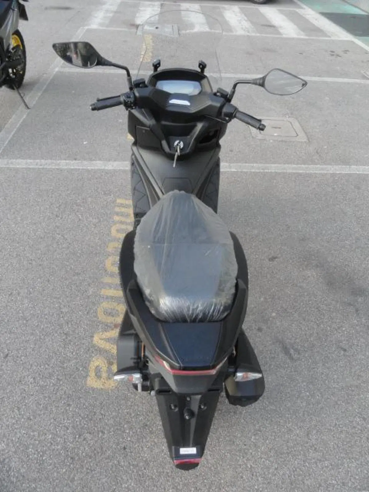 Kymco Skytown 125i (2024 - 26) (7)