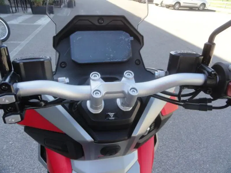 Voge Sfida SR1 ADV (2023 - 26) (11)