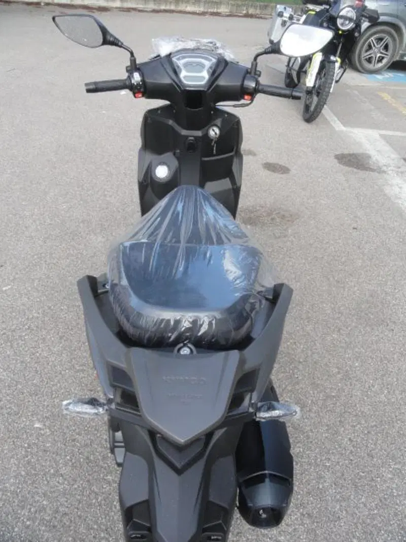 Kymco Agility 125 S (2022 - 26) (7)