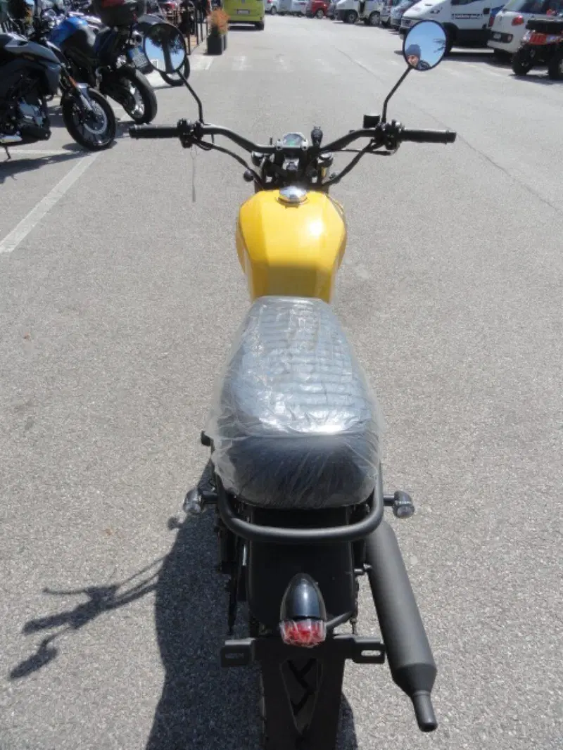 Brixton Motorcycles Cromwell 125 ABS (2021 - 26) (7)