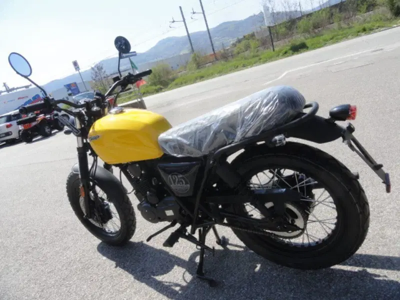 Brixton Motorcycles Cromwell 125 ABS (2021 - 26) (6)