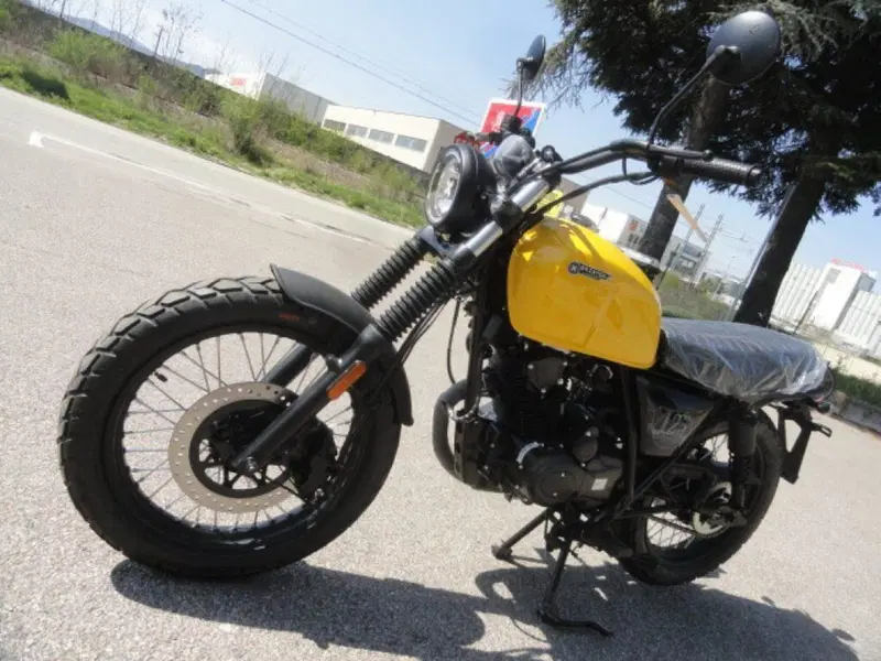 Brixton Motorcycles Cromwell 125 ABS (2021 - 26) (4)