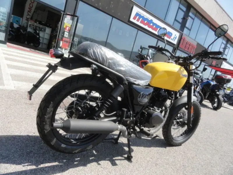 Brixton Motorcycles Cromwell 125 ABS (2021 - 26) (8)