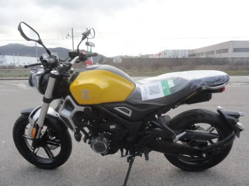 Voge Trofeo 350AC (2022 - 26) (5)