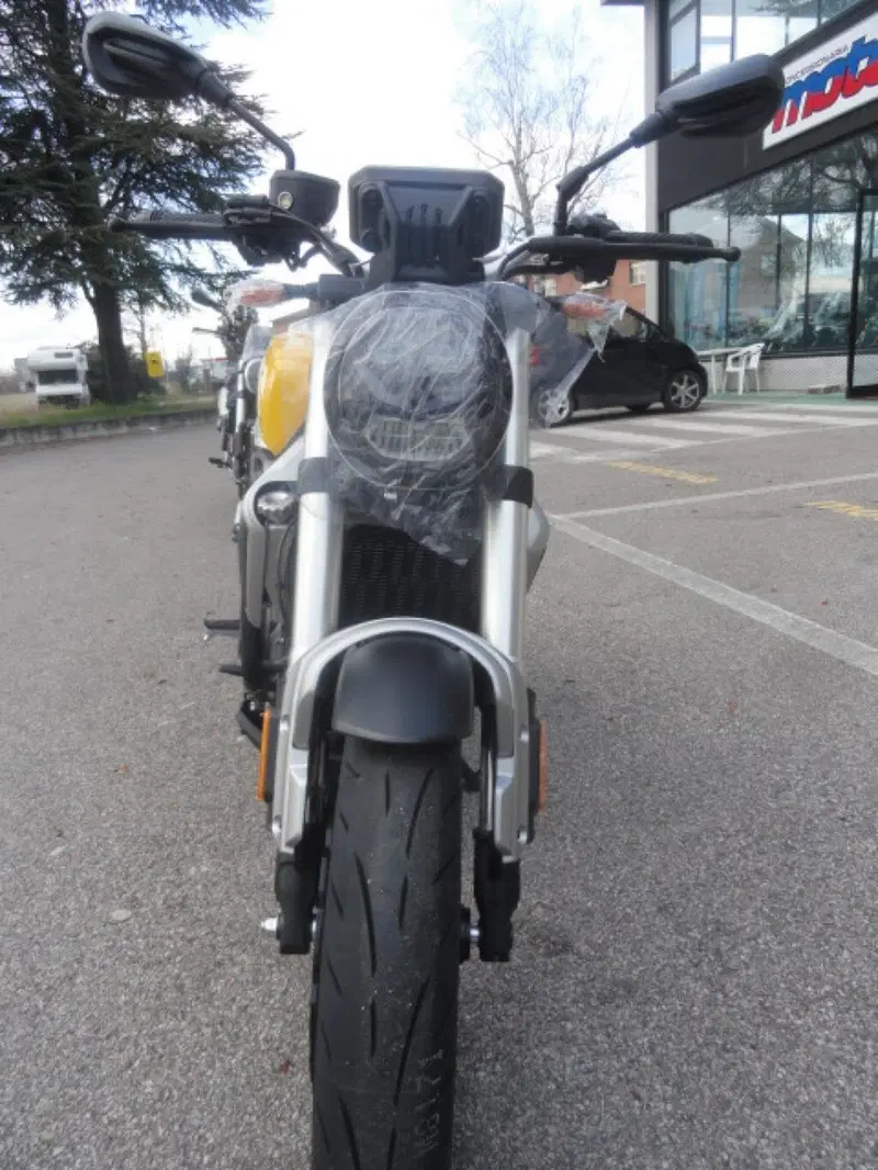 Voge Trofeo 350AC (2022 - 26) (3)