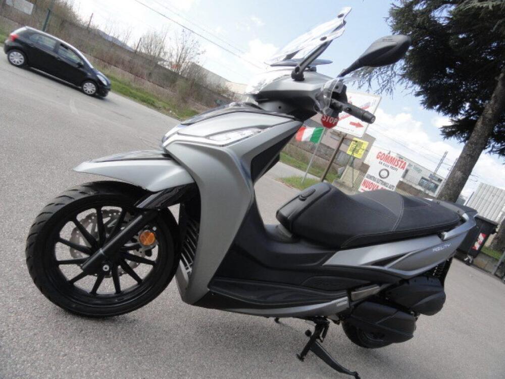 Kymco Agility 300i Noodoe (2021 - 24) (4)