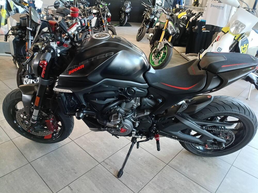 Ducati Monster 937 + (2021 - 25) (2)