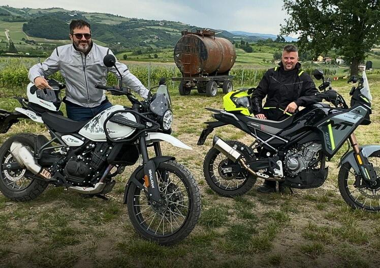 Himalayan vs 450MT: quale buttiamo giù dalla torre? COMPARATIVA DUAL SPORT 450 [VIDEO]