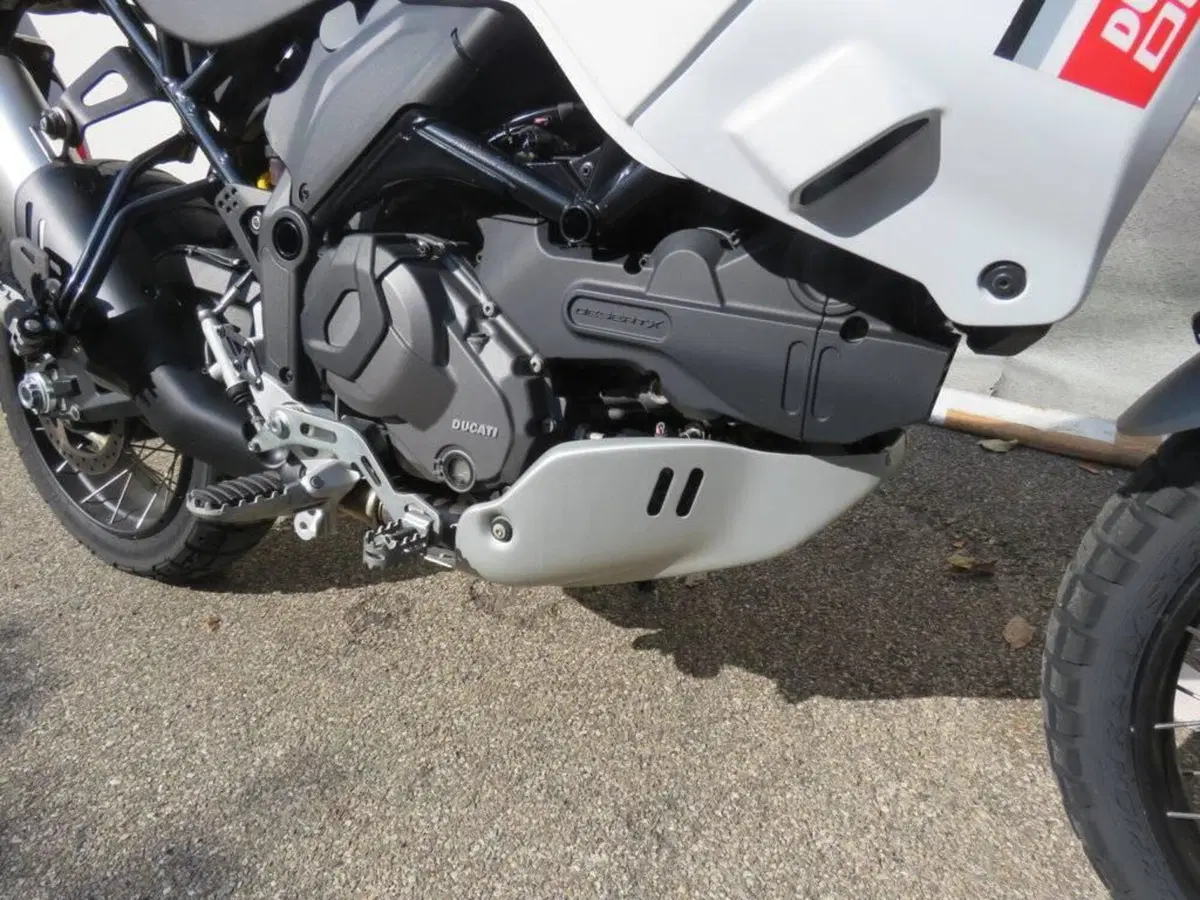 Ducati DesertX (2022 - 25) (9)