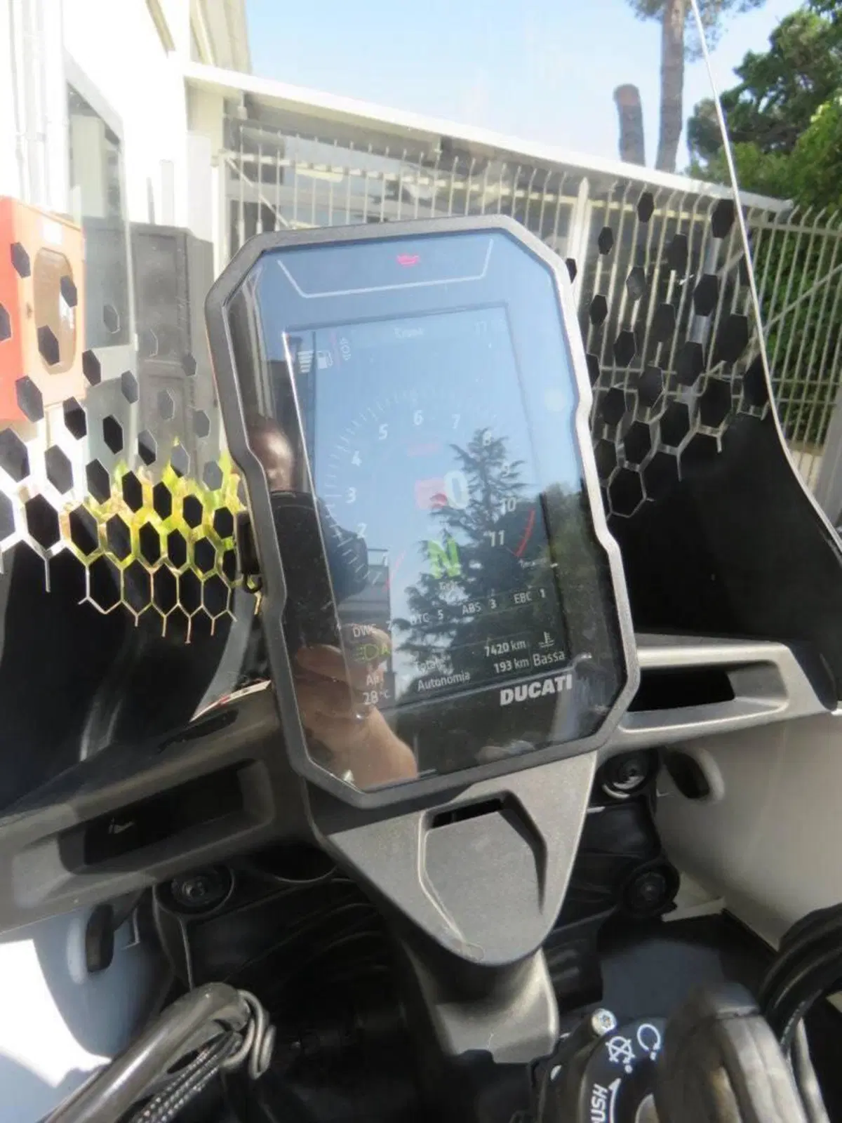 Ducati DesertX (2022 - 25) (14)