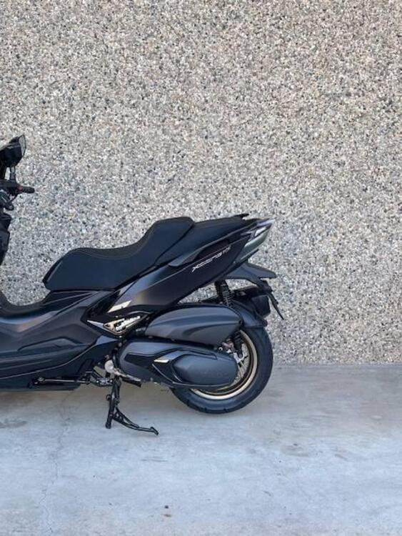 Kymco Xciting VS 400i (2023 - 25) (4)