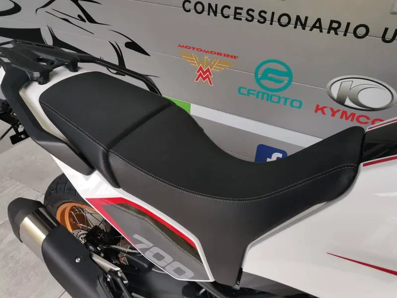 Moto Morini X-Cape 700 Gold Edition (2025 - 26) (14)