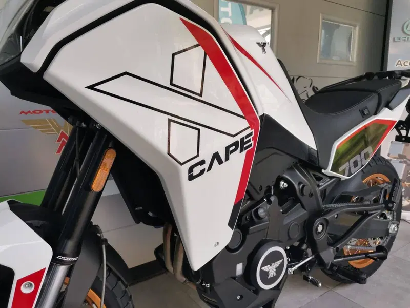Moto Morini X-Cape 700 Gold Edition (2025 - 26) (18)