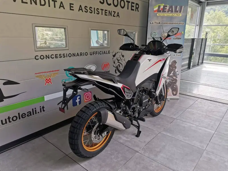 Moto Morini X-Cape 700 Gold Edition (2025 - 26) (20)