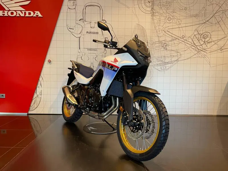 Honda Transalp XL750 (2025) (2)