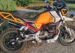 Moto Guzzi V85 TT Evocative Graphics (2021 - 23) usata