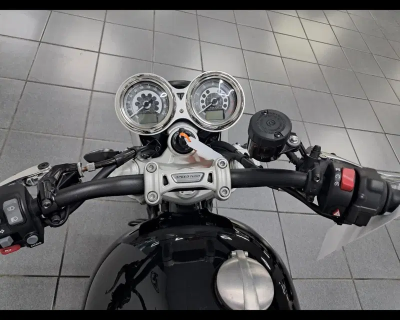 Triumph Speed Twin 1200 (2021 - 24) (8)