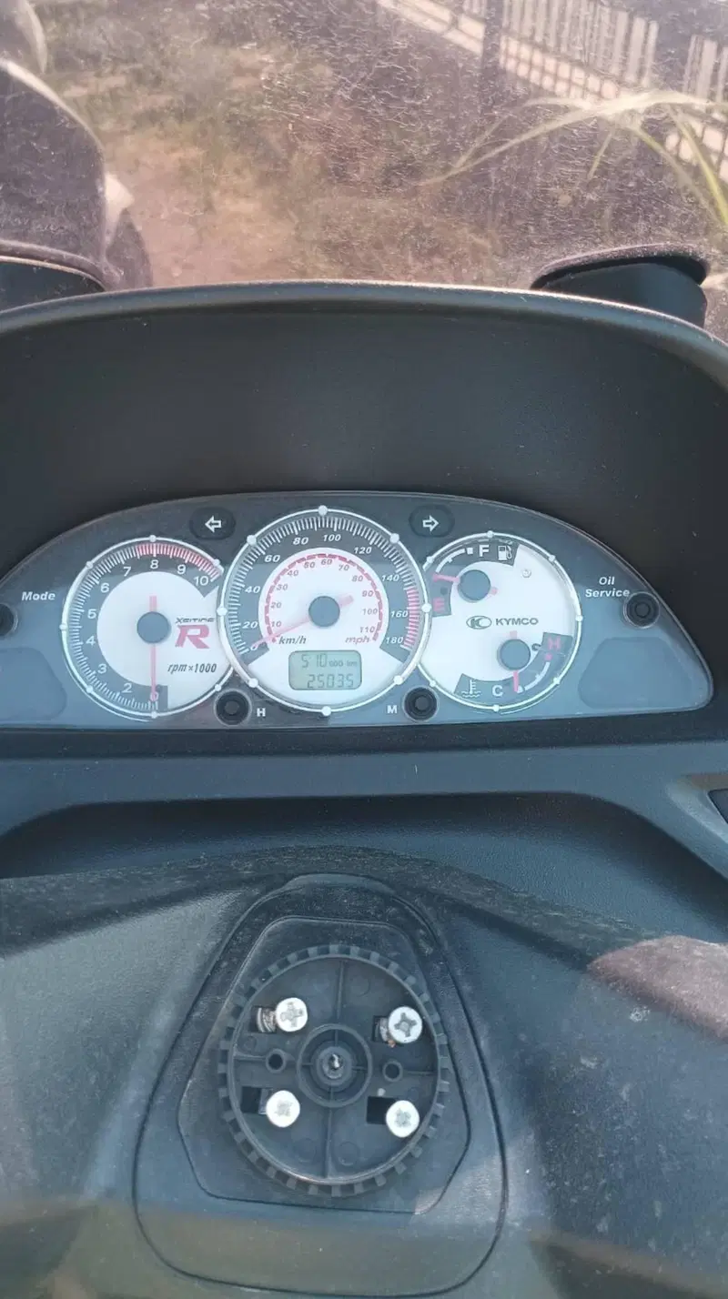 Kymco Xciting 500 (2005 - 06) (5)