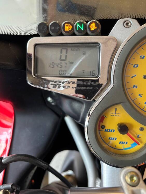 Benelli Tornado 900 Tre (2003 - 06) (5)