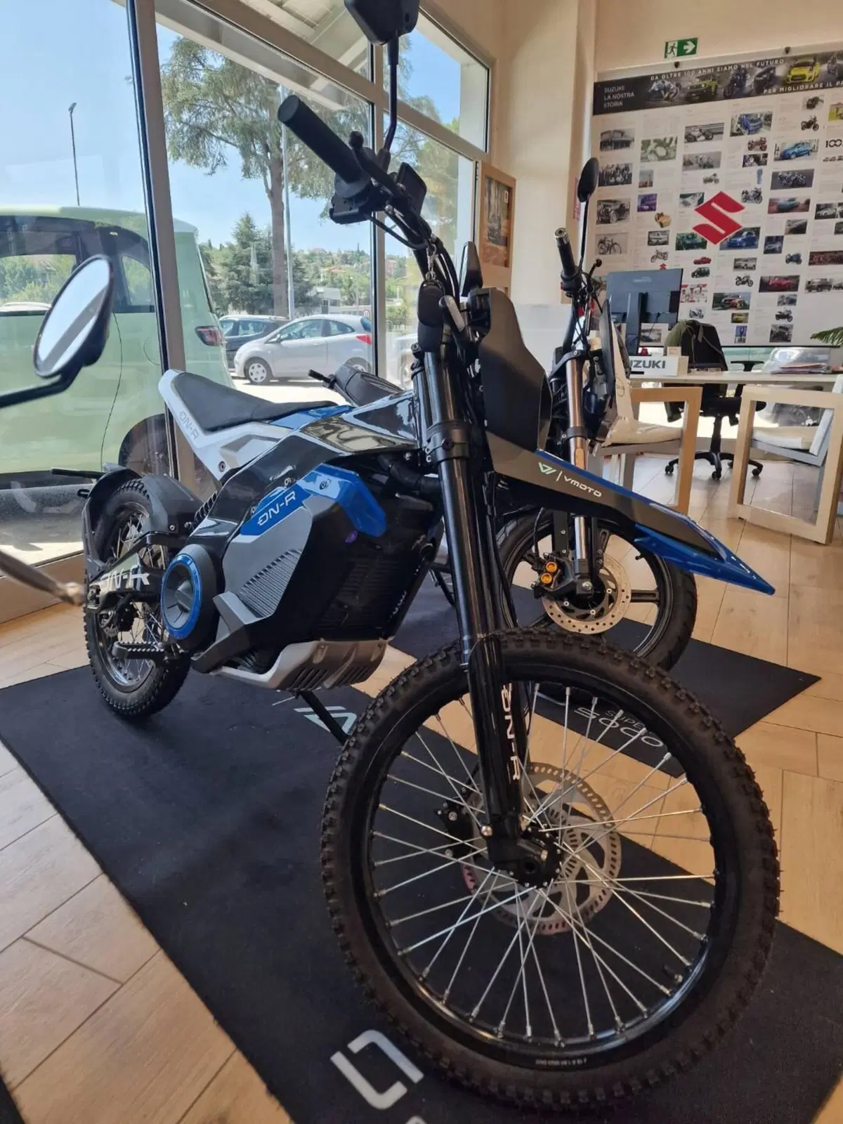 VMoto ON-R L3e (2023 - 26) (2)